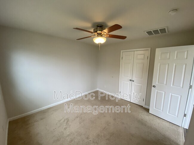 Building Photo - 5472 Riverview Dr
