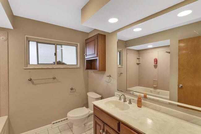 Building Photo - Updated 3BR Home Near Sewickley with Central Air & Finished Walk-Out Basement