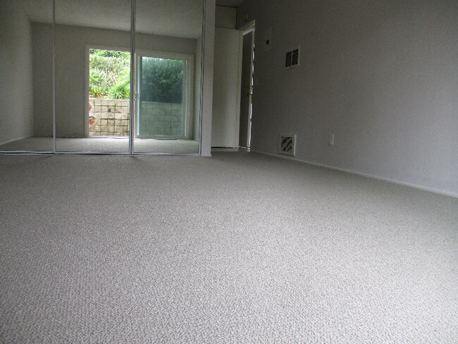 Building Photo - 112 Avenida Pelayo