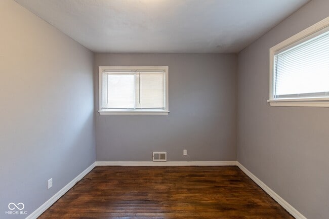 Building Photo - 1924 Lowell Ave