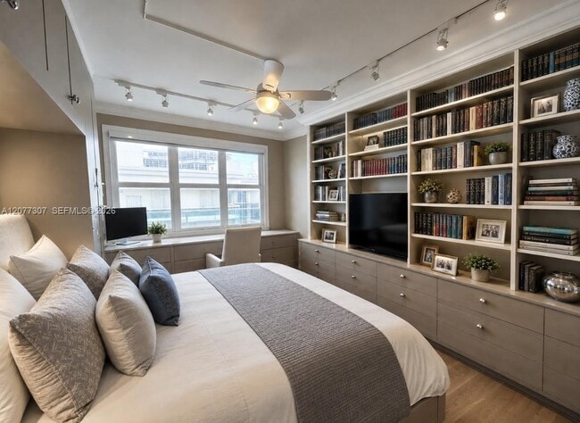 Building Photo - 9511 Collins Ave