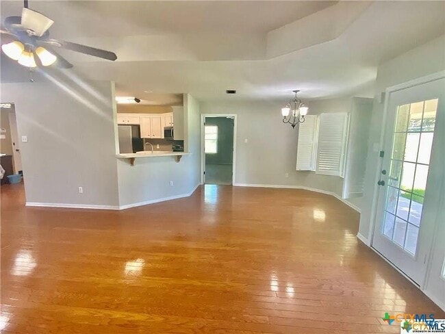 Building Photo - 3104 Valley Oaks Cir