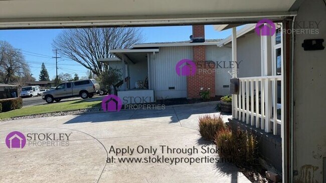 Building Photo - 1220 Raymond Dr