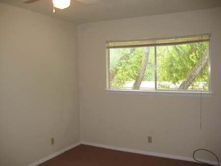 Building Photo - 608 N McKinney St