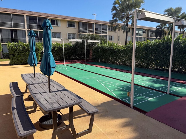 Building Photo - 4502 N Federal Hwy