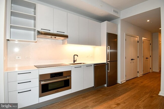 Building Photo - 1625 Eckington Pl NE