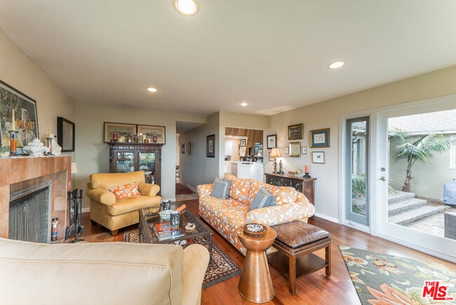 Building Photo - 28952 Selfridge Dr