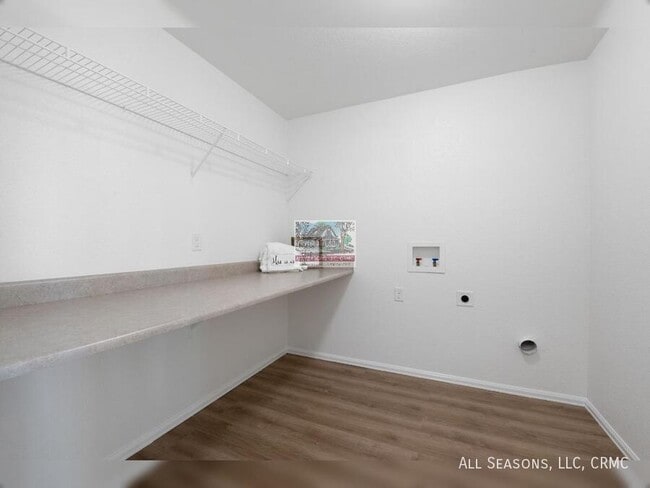 Building Photo - 4637 Dancing Light Way