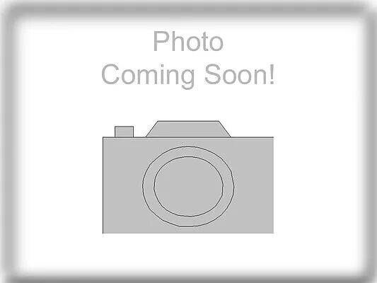 Building Photo - 500 Grand St