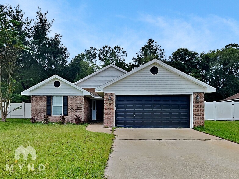 Primary Photo - 1850 Penzance Pkwy