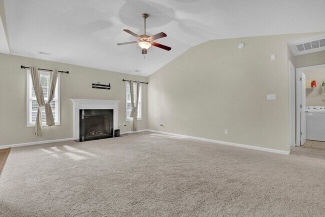 Building Photo - 202 Marsh Haven Dr