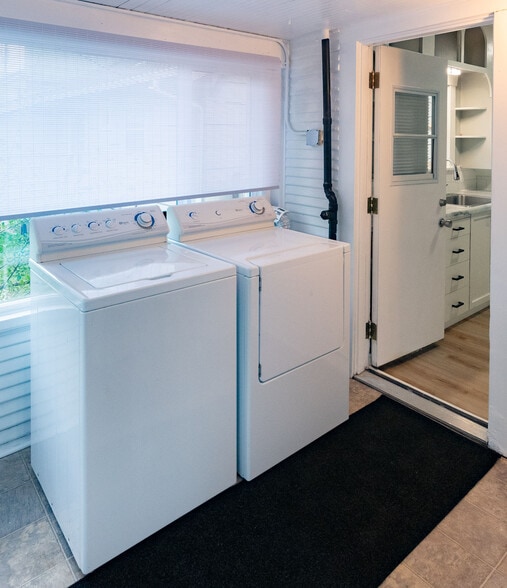 Building Photo - 7225 N Lombard St