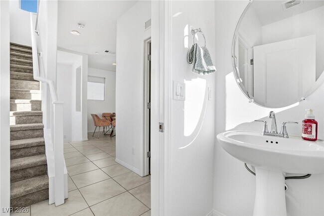 Building Photo - 11568 Kindle Corner Ave