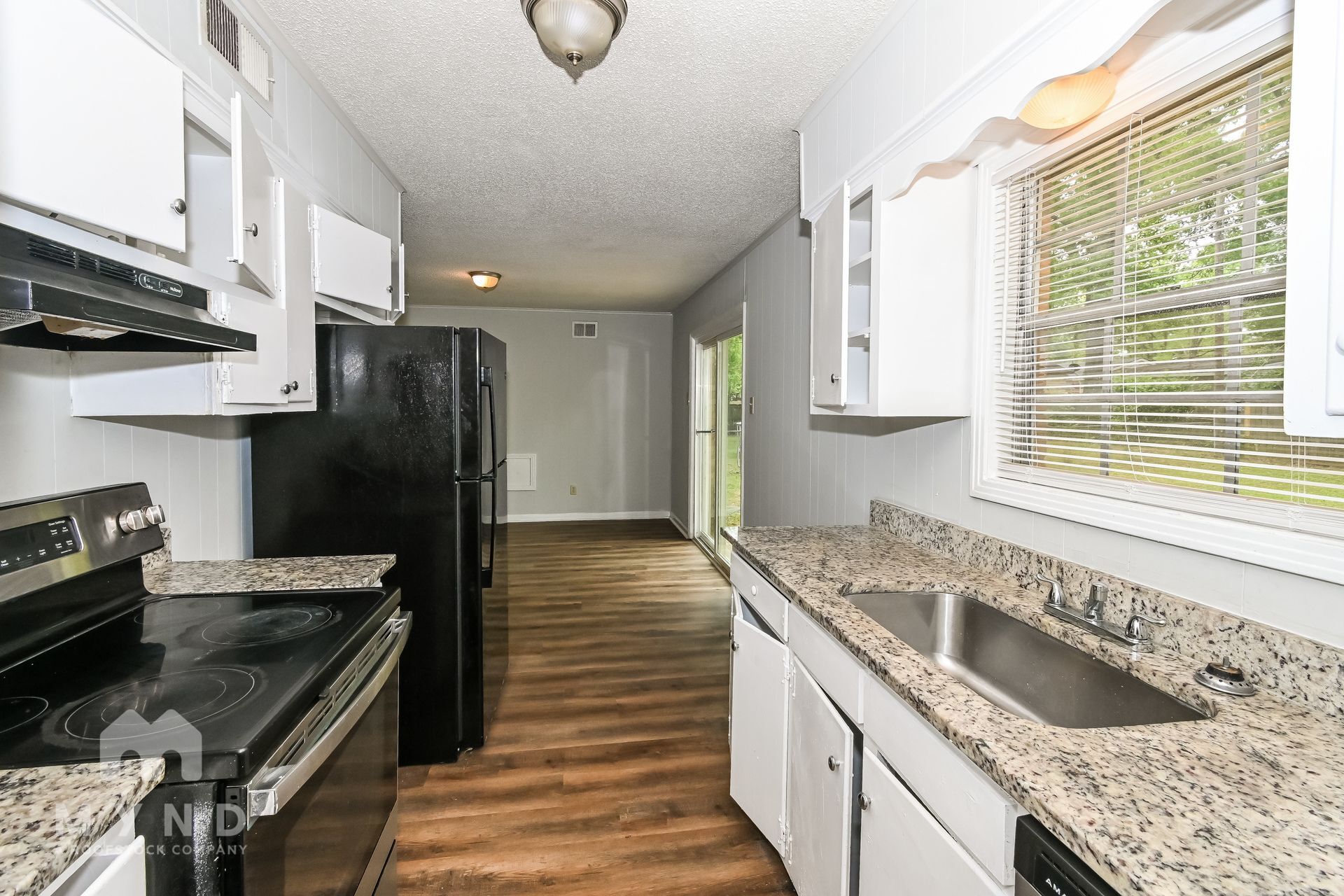 Building Photo - 2593 Courtney Dr