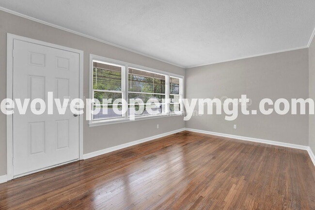 Building Photo - 1012 Mt Moriah Rd