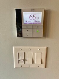 Building Photo - Brand new Luxury studio 2 blocks to the lake