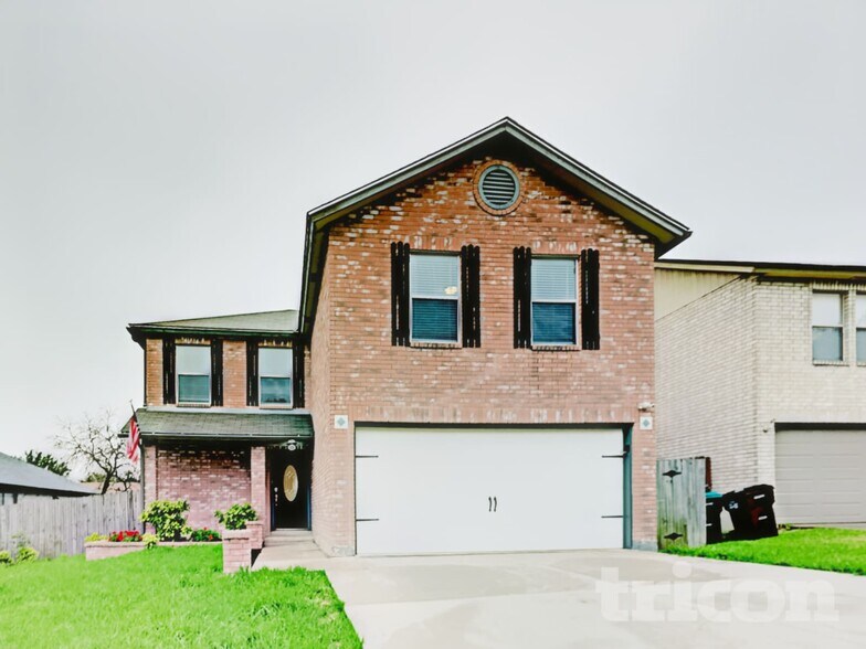 Building Photo - 4827 Fern Lake