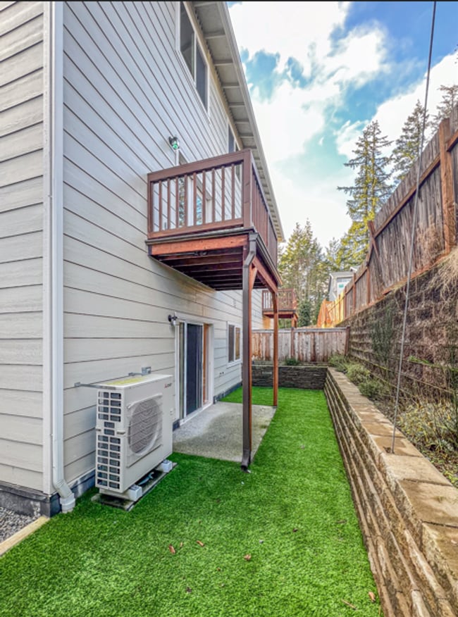 Building Photo - 13128 12th Dr SE