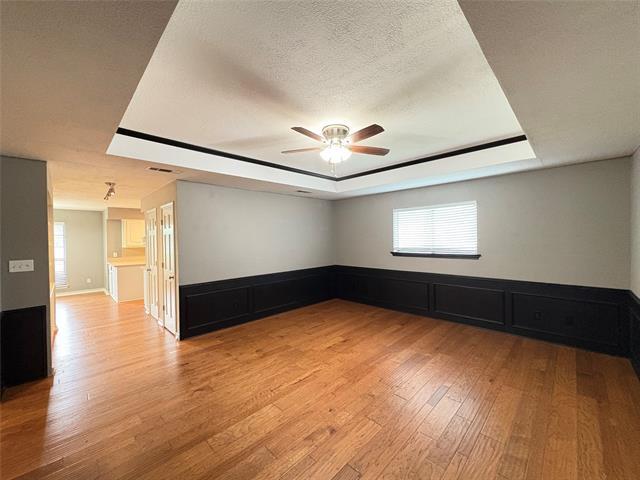 Building Photo - 10694 Rose Garden Ct