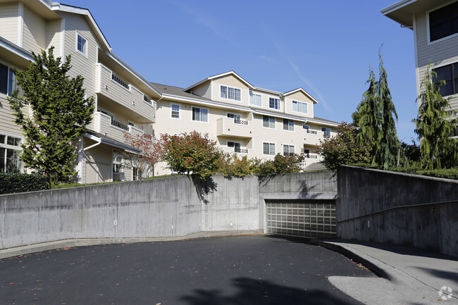 Building Photo - Touchmark at Fairway Village