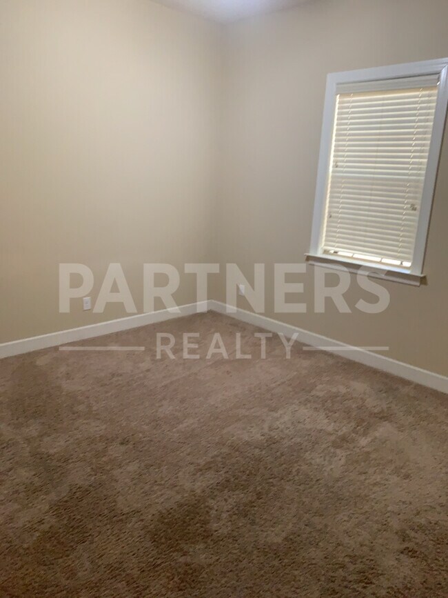 Building Photo - 9260 Marston Way