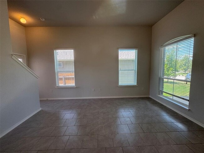 Building Photo - 133 Flatland Trl