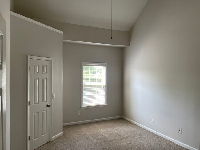 Building Photo - 407 Newport Meadows Cir