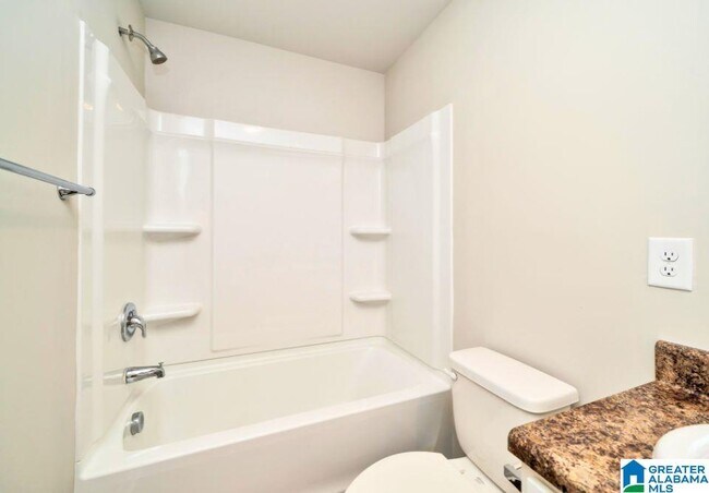 Building Photo - 211 Driftwood Ln