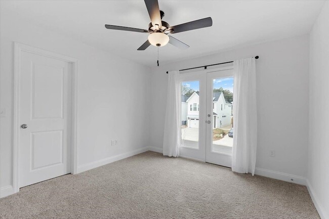 Building Photo - 459 Grand Oaks Rd