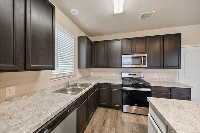 Building Photo - 2335 Mount Locke Path