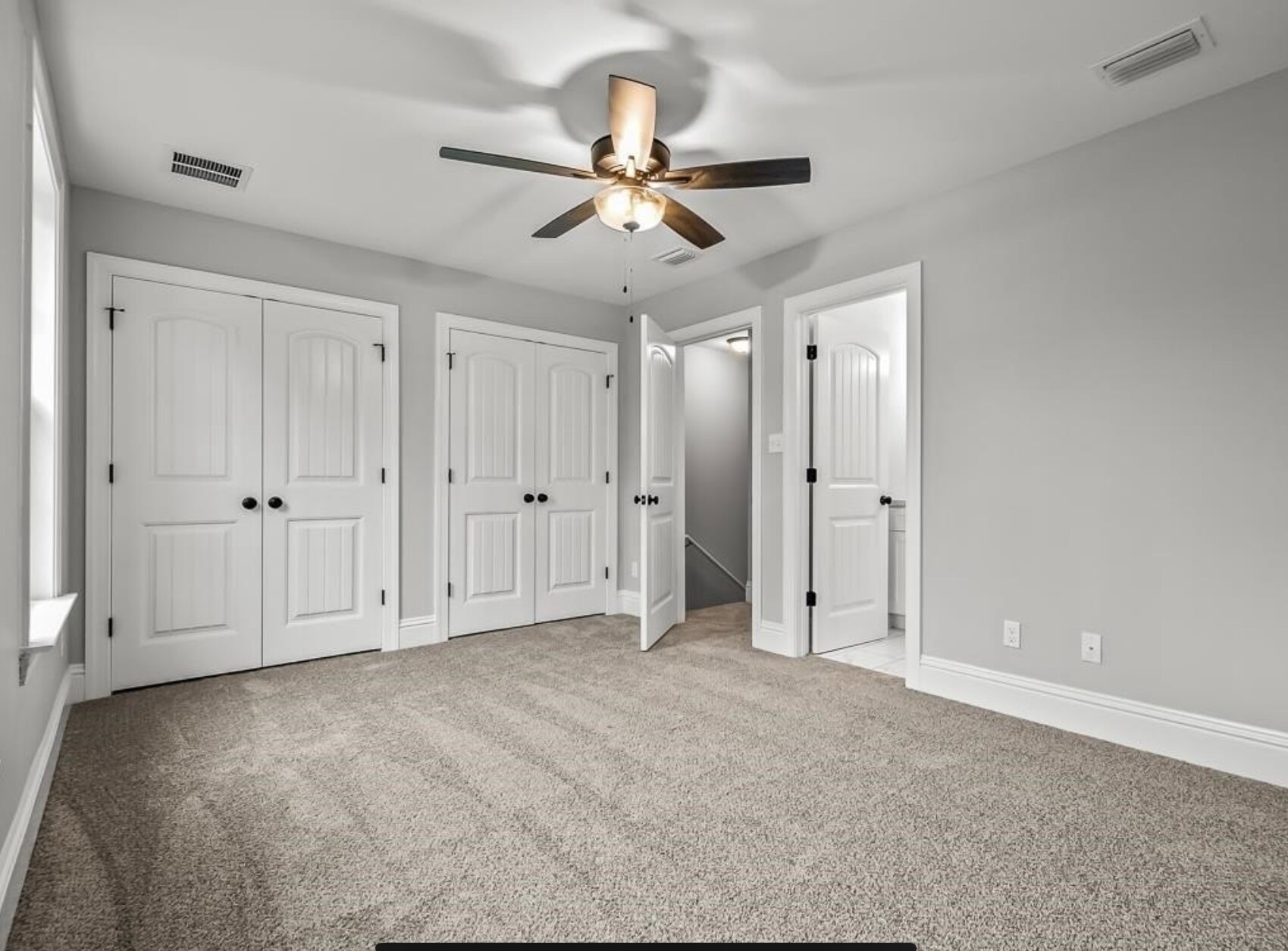 Building Photo - 10 Old Courthouse Way