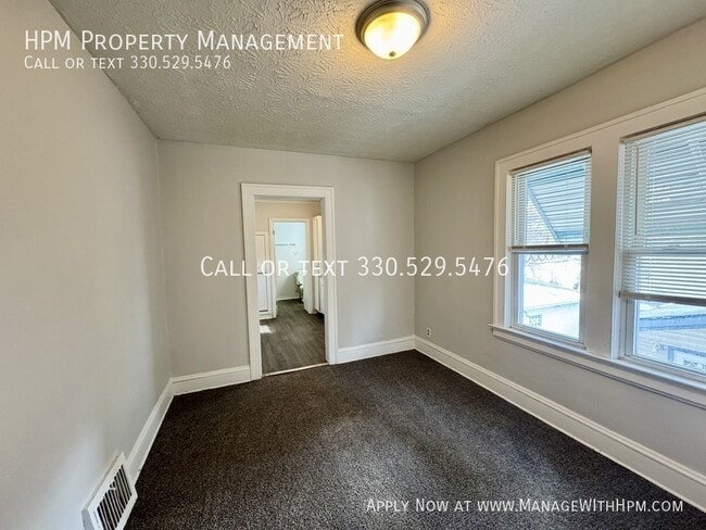 Building Photo - 237 Kryder Ave