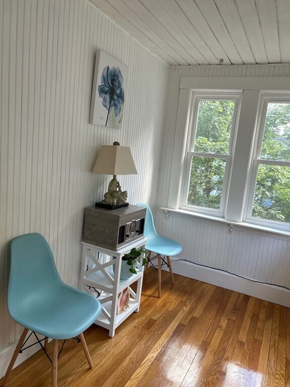 Building Photo - 36 Whiton Ave