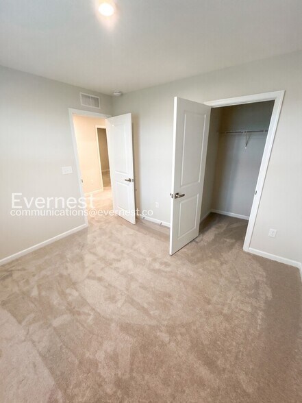 Building Photo - 8555 Erie Lp