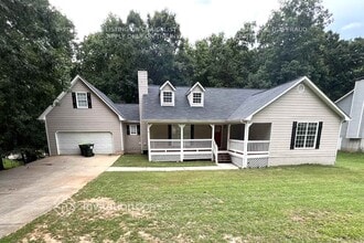 Building Photo - 352 McKenzie Dr
