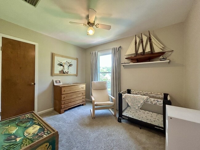 Building Photo - 1701 Everest Cir