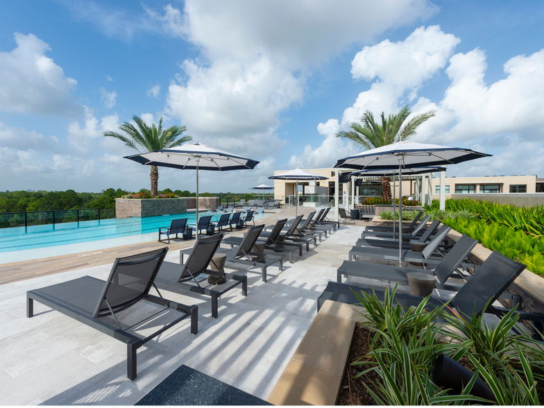 The McAdams at Memorial City 12000 Barryknoll Ln Houston TX 77024