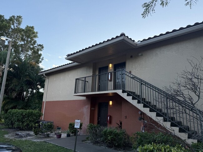 Primary Photo - 4179 N Haverhill Rd