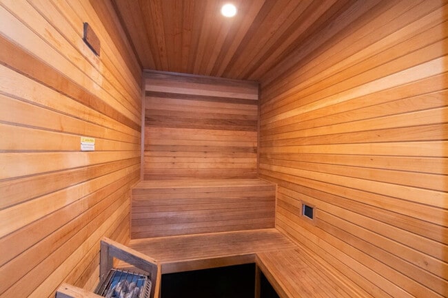 Building Photo - 202 Ivory Coral Ln