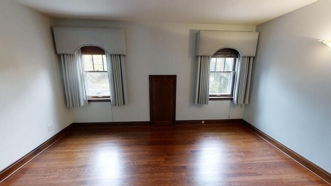 Building Photo - 1205 Miller Ave