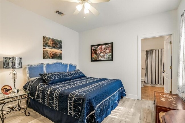 Building Photo - 902 Rio Grande Loop