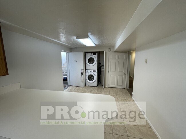 Building Photo - 245 I St