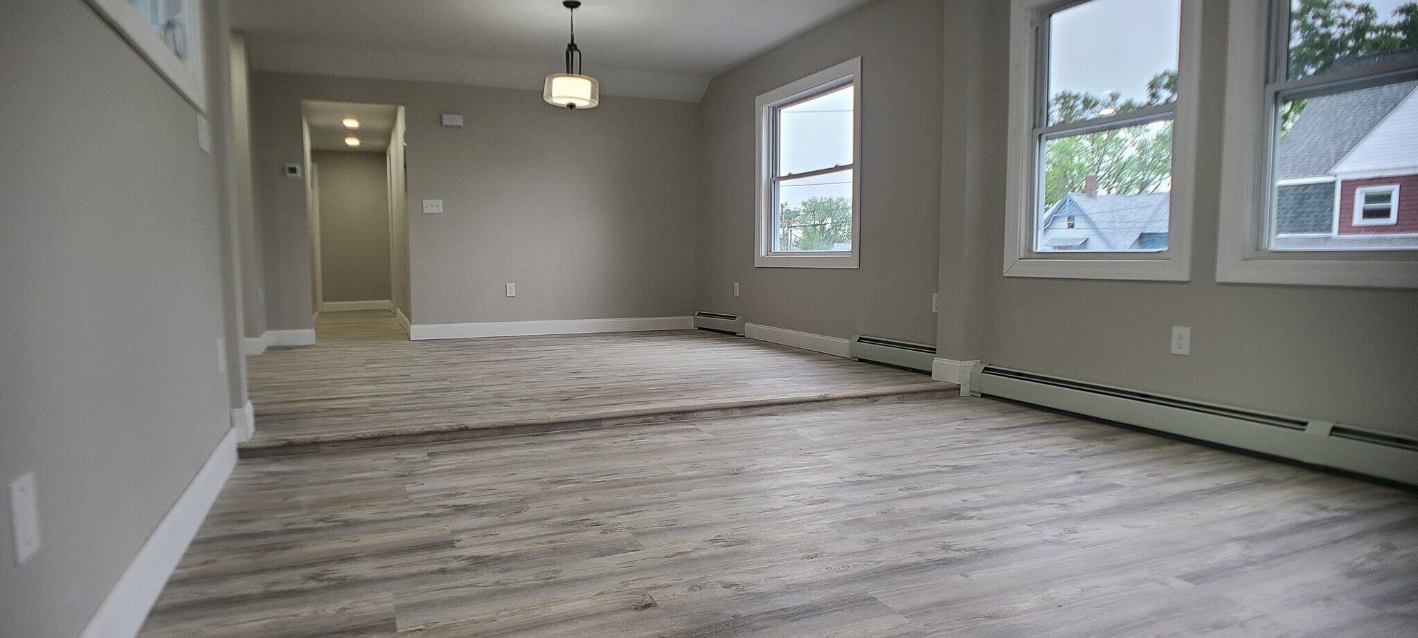 Building Photo - 113 Maple Ave