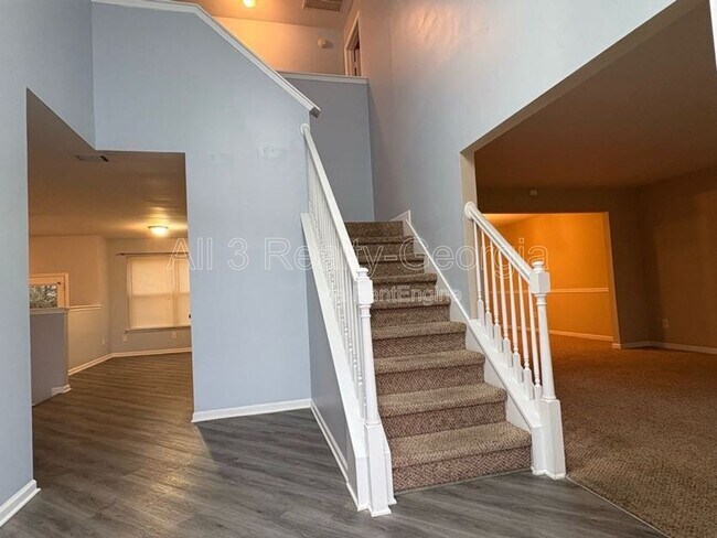 Building Photo - 11633 Kades Trail