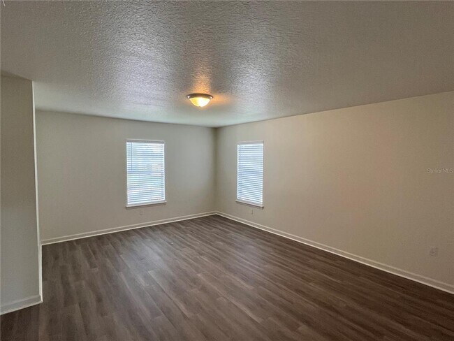 Building Photo - 101 Hagge Dr