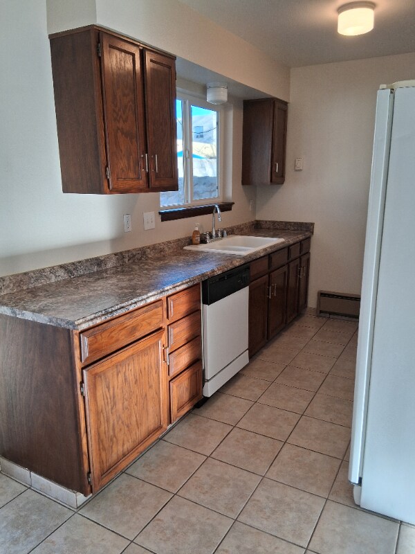 Building Photo - 1234 N Willow St