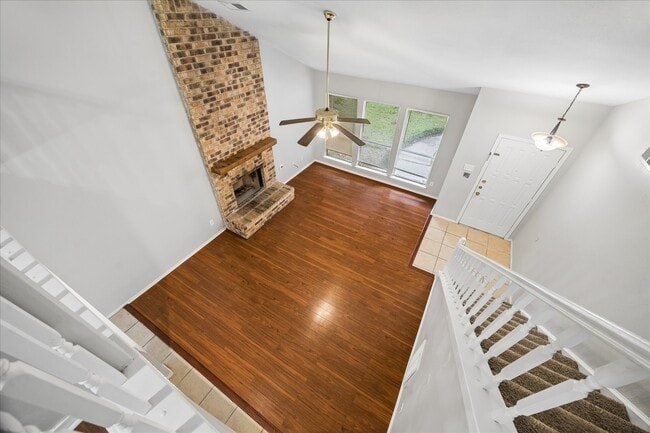 Building Photo - 2 Goldthread Ct