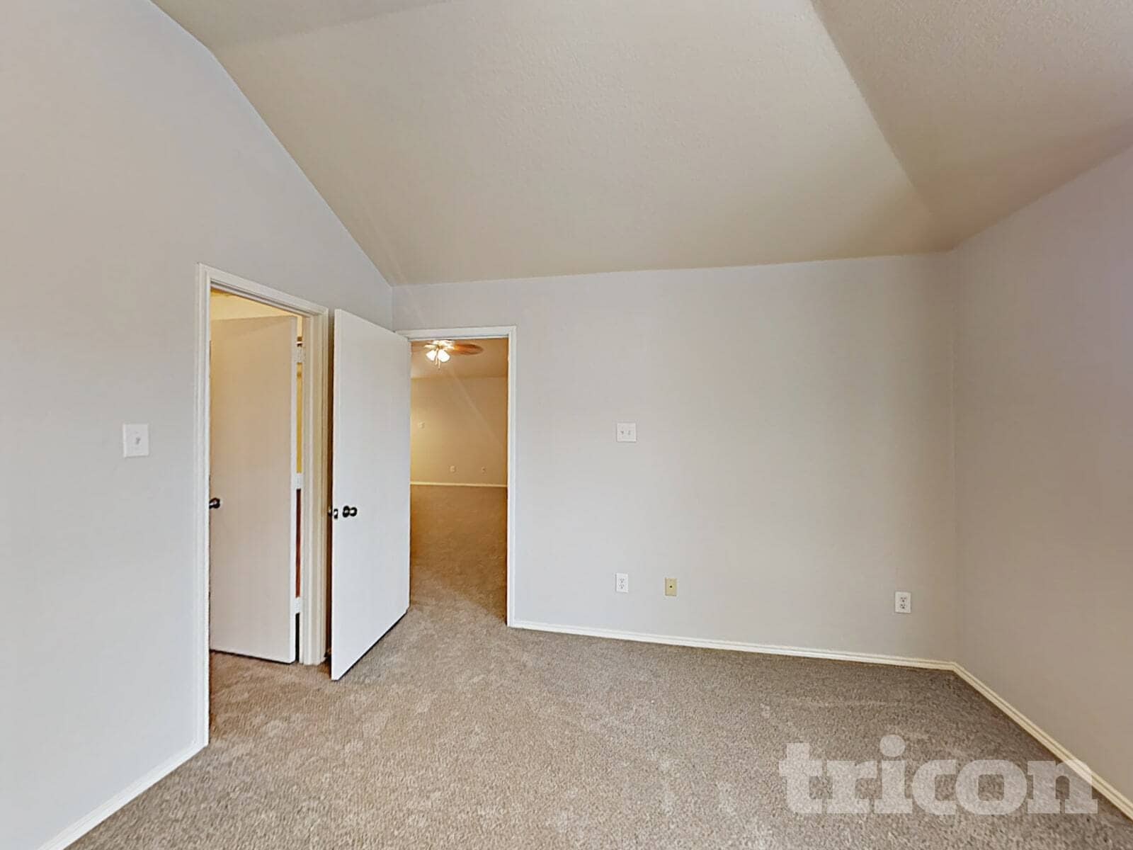 Building Photo - 10712 Braemoor Dr