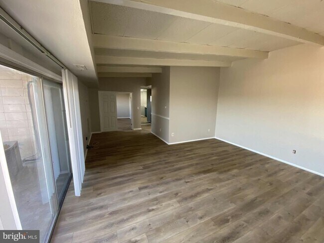 Building Photo - 5532 Karen Elaine Dr