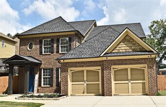 Building Photo - 2625 Hickory Hill Dr